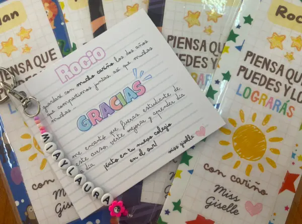 Plantilla editable: Marcapágina y tarjeta 