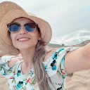 Gabriela Mora - @gabitalyn
