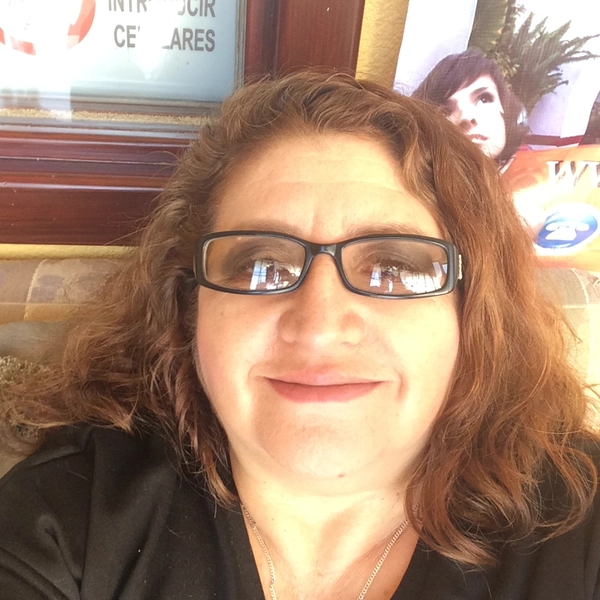 Esperanza Mendoza profe.social